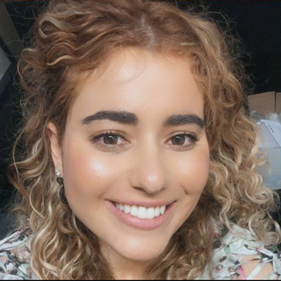 Profa. Dra. Ana Claudia Paiva Santos